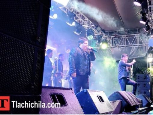 27 de septiembre 2025 – Banda Carnaval y ambiente en la plaza 27 de septiembre 2025 – Banda Carnaval y ambiente en la plaza